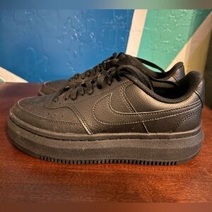 Nike court vision Alta sneakers